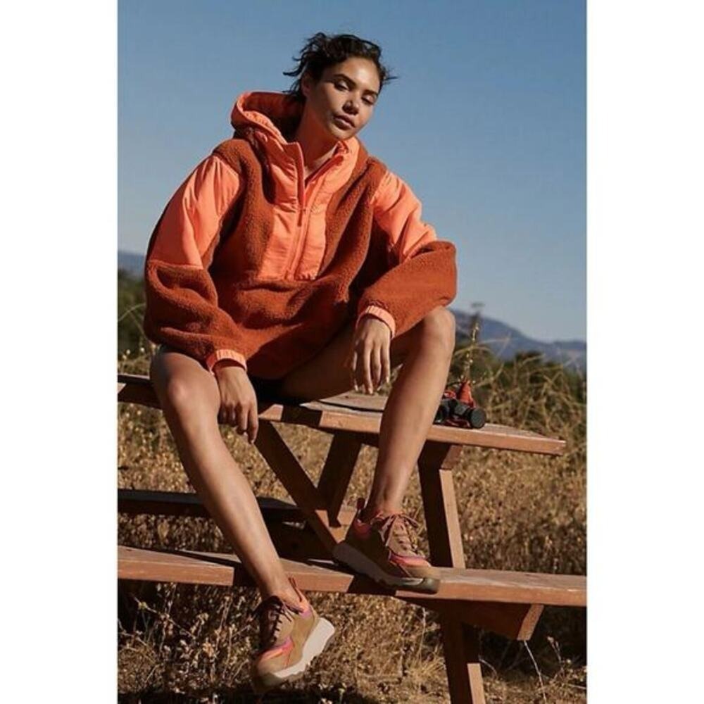 NWT‎ Free People Movement Lead The Pack Jacket Neon Coral Combo Pullover Fleece